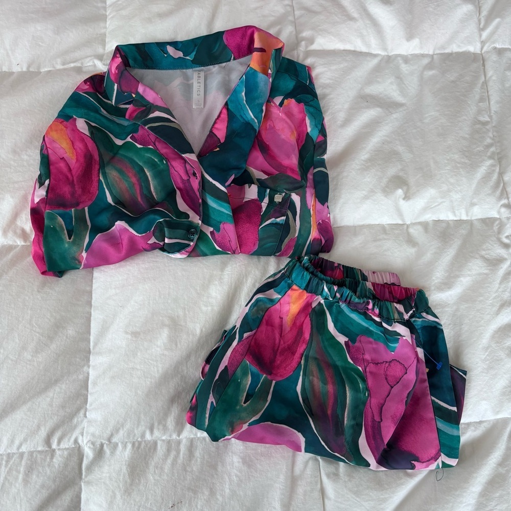 Fabletics | Floral two‎ piece summer pajama set (small top/medium bottom) - Picture 4 of 10